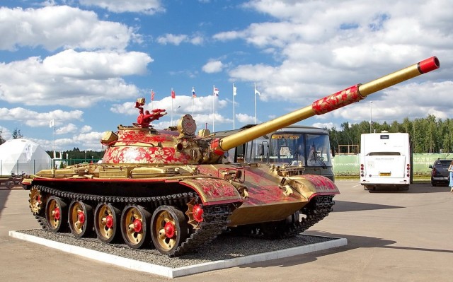 Необычная внешность танка