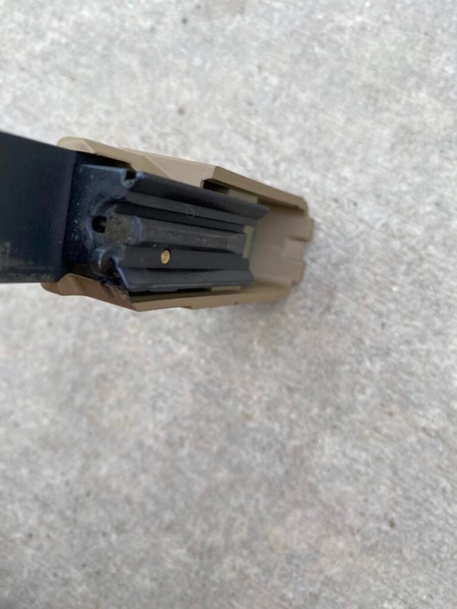 Пистолет на винтах: Kel-Tec P17