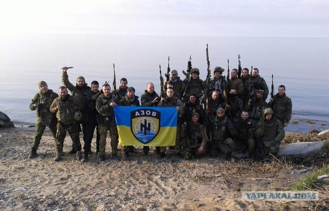 Уничтожение огневых точек националистов из батальона «Азов»,расположенных в жилых домах на окраине Мариуполя