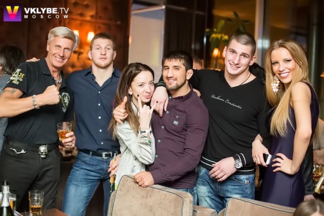 Казахстанский и чеченский бойцы