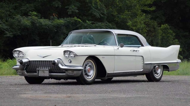 Старый американский Cadillac