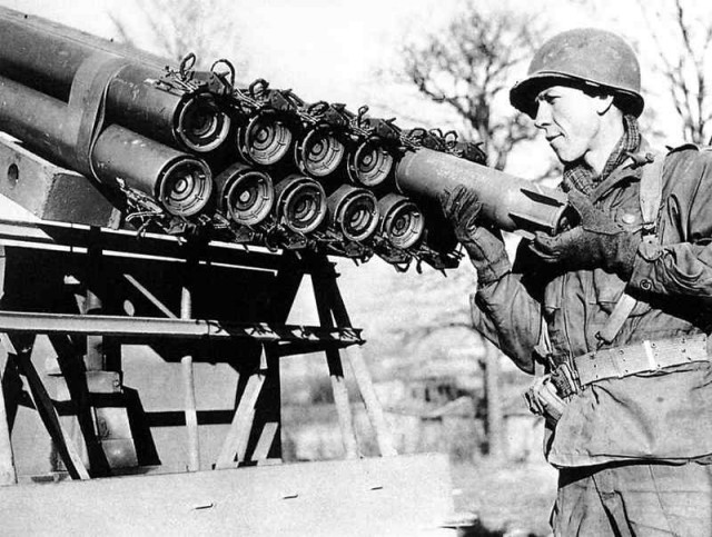 Немцы захватили «Катюшу» в 1941-м и скопировали её. Почему копия так и не стала «Катюшей»