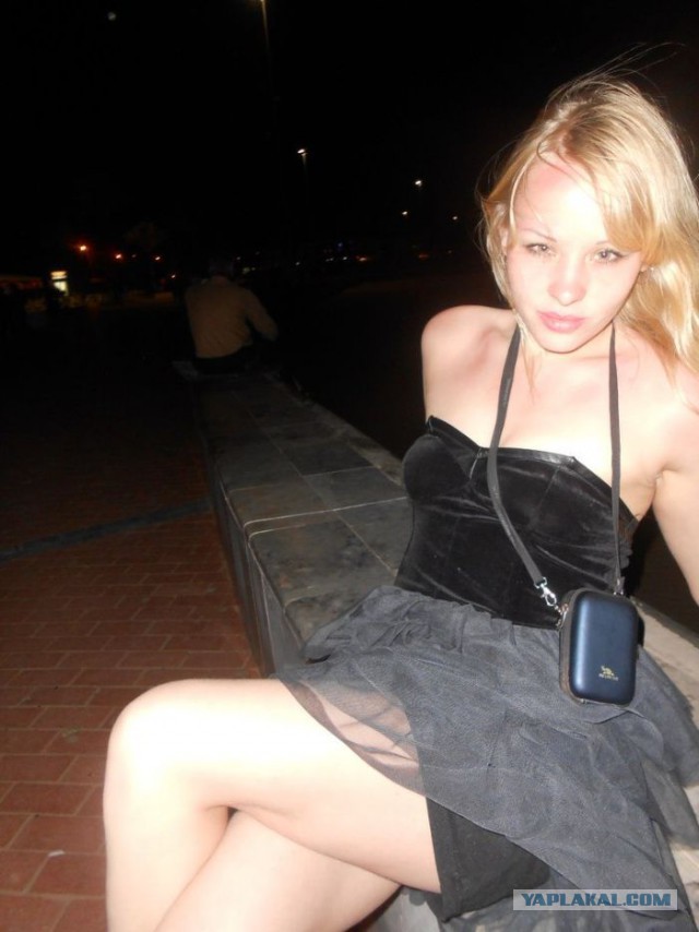 В Москве девушка выбросилась из окна,