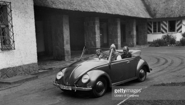 Жук-плавунец: тест-драйв Volkswagen Type 166 Schwimmwagen