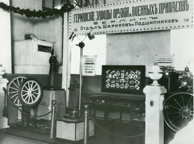 Международная автомобильная выставка в Михайловском манеже. 1913г.