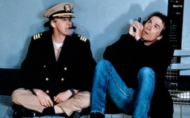 Как снимали фильм "В осаде": 22 интересных факта о фильме, о которых многие не знают