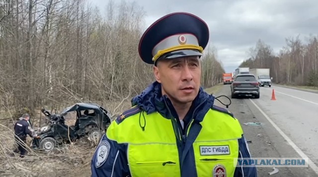Два человека погибли в аварии на трассе Зеленодольск – Йошкар-Ола: "Майбах" врезался в "Ниву".