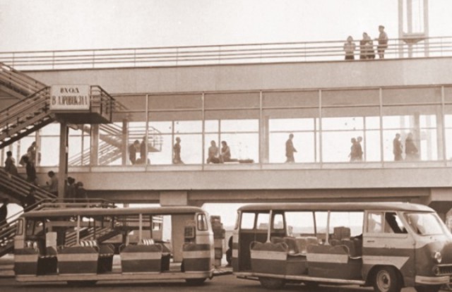 История аэропорта Домодедово в фотографиях