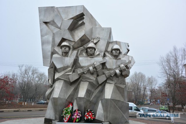 Какие прозвища дают памятникам в России
