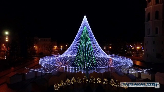 Рейтинг «самых ужасных» рождественских ёлок