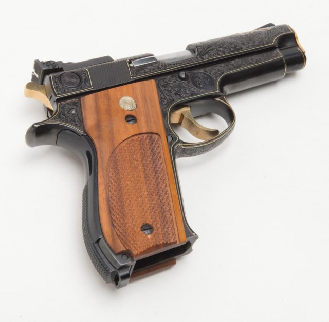 Пистолеты-револьверы 2. Красивых фото пост.