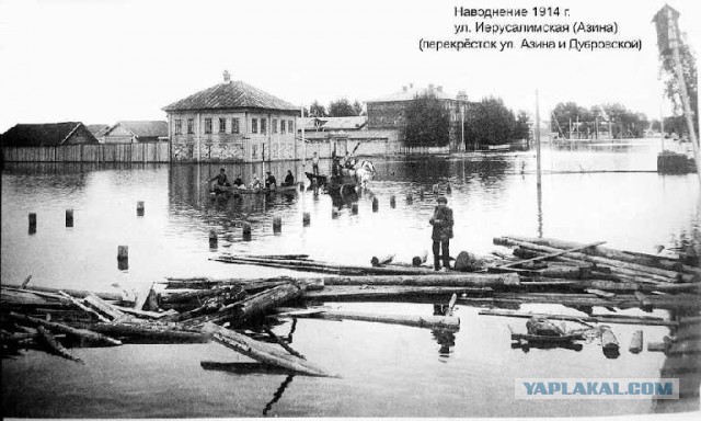 Холивар про "культурный слой" и "закопанные дома".