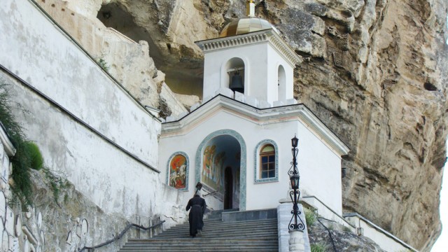 Древние государства и пещерные города Крыма