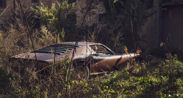 Инвестиция в десятилетия: редчайшую Lamborghini Miura приобрели в 1975 году за $11 тыс. и поставили в гараж