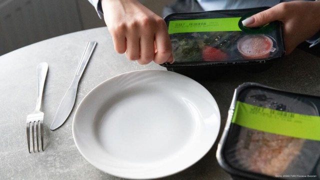Котлетки с макарошками или пюрешкой?