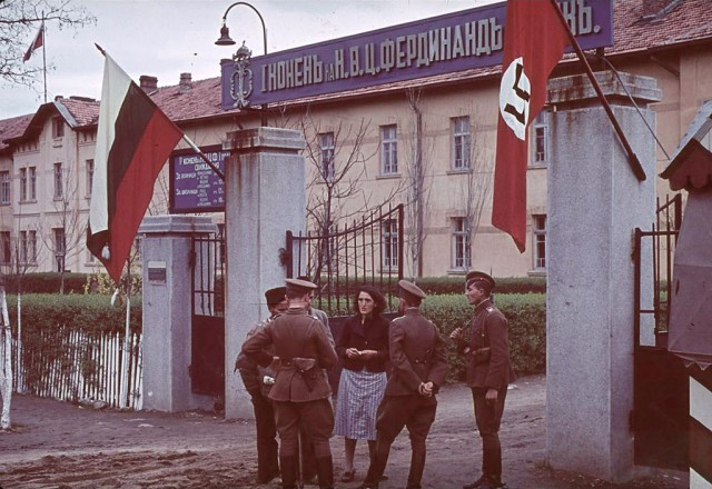 История в цвете
