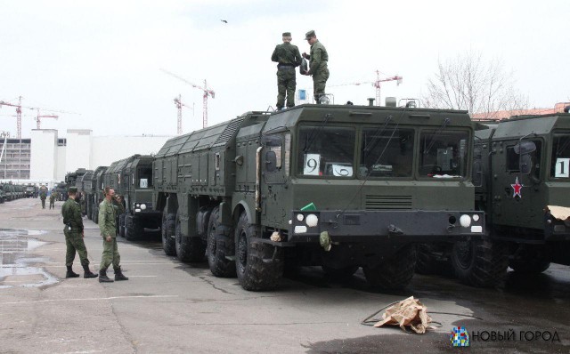 Техника на Ходынке и перегон техники в Москву