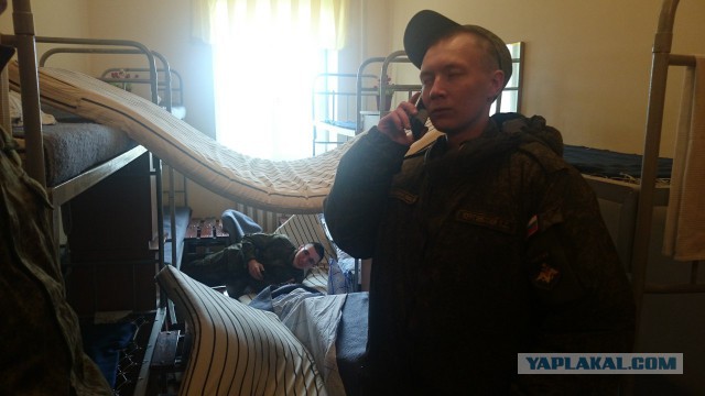 Служба солдат-срочников на фото в Instagram