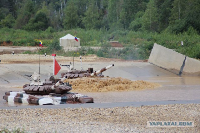 Как венесуэльцы танк утопили. Фоторепортаж