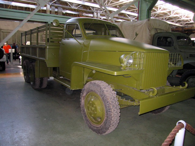 Выставка военных автомобилей. ПО "Ленрезерв", СПб.