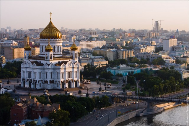 Памятник Петра I