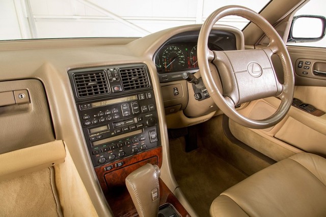 Крушение немецких авторитетов: как Lexus LS 400 покорил рынок США