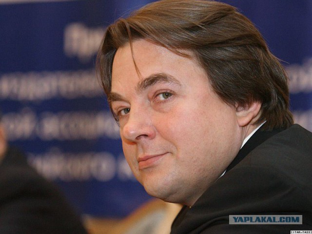 На МКАД кавказцы разбили битами Volkswagen
