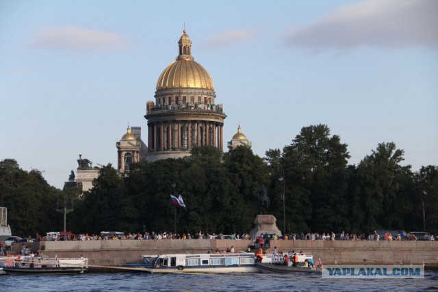 Путешествие по Неве