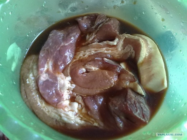 Грудинка в лаваше по Дженибековски.