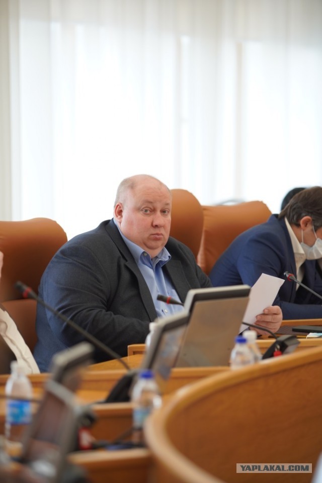 Депутат парламента Красноярского края подписал контракт и стал участником СВО