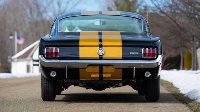 60 лет Shelby Mustang. Красивых автофото пост к юбилею