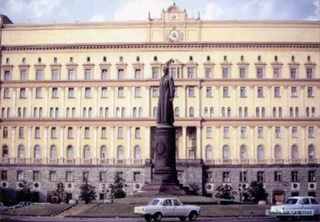 Часы в наших городах