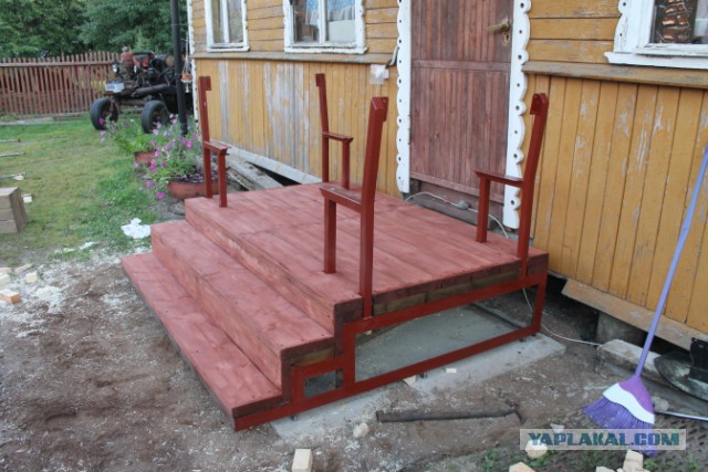 Новое крыльцо в Родительский дом
