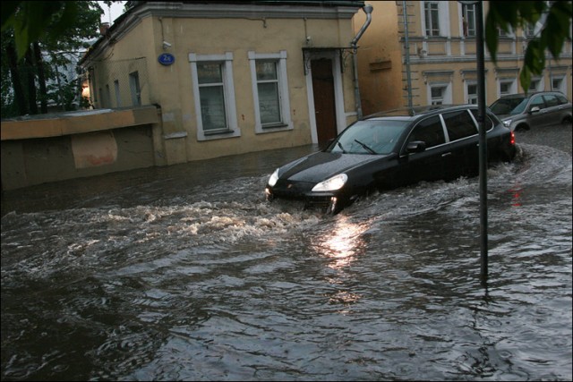 Москва. Потоп.