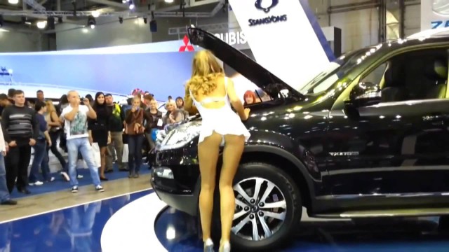 30 компаний отказались посещать Московский автосалон