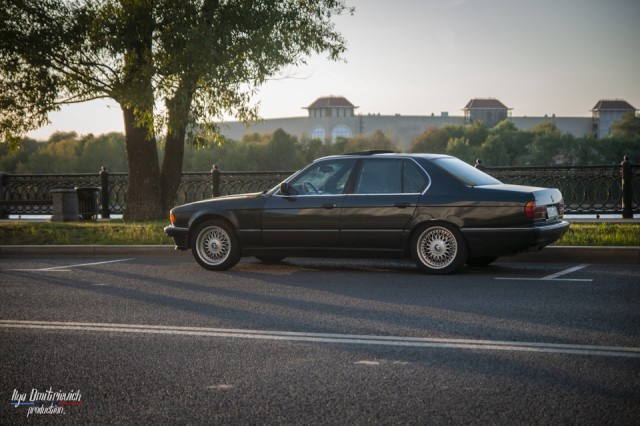 Снова рукожопство и BMW.