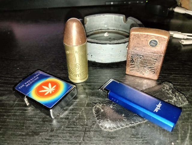 Зажигалка