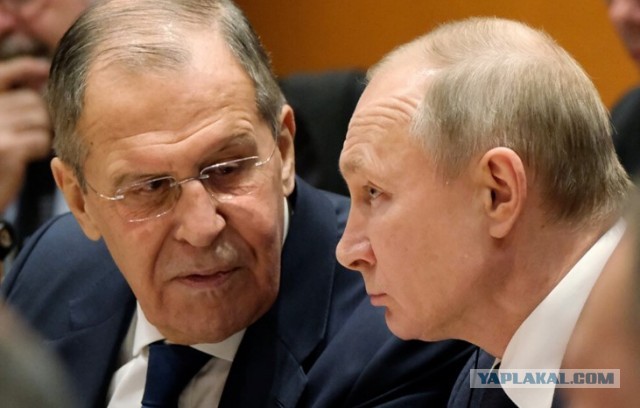 Путин сегодня сам приехал в Крым