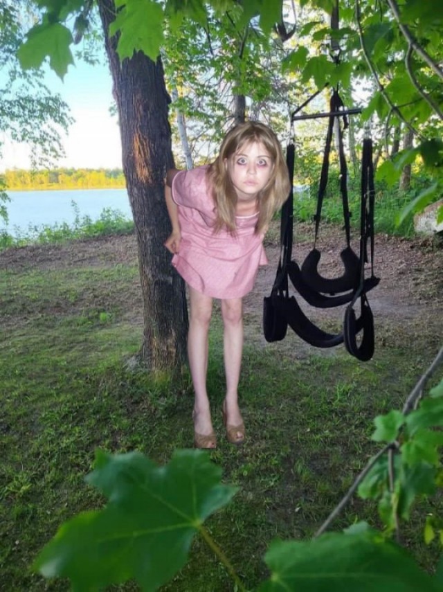 В юном месяце апреле...