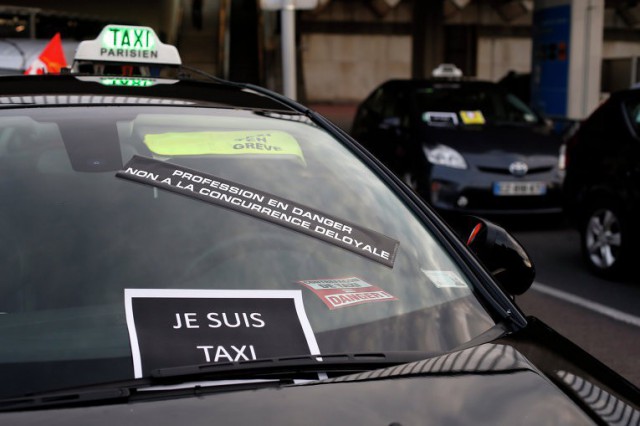 Петербургские таксисты против Uber, Gett