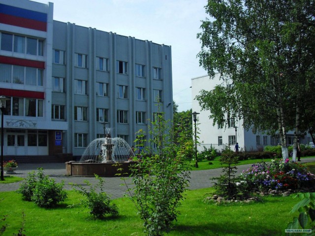 В черном городе