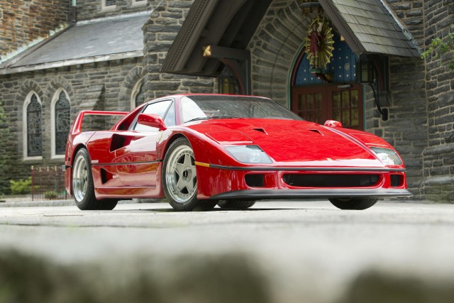 Ferrari. Ко дню рождения Коммендаторе. Красивых автофото пост
