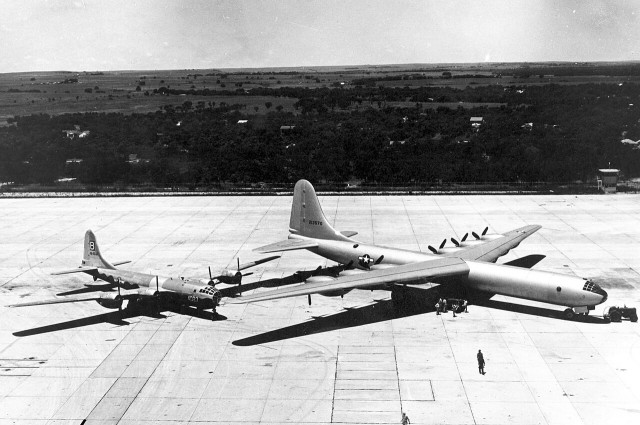 B-29 Doc восстановленный Superfortress