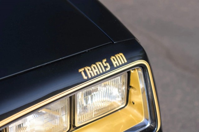 1977 Pontiac Firebird Trans Am Y82. Автопятница №147
