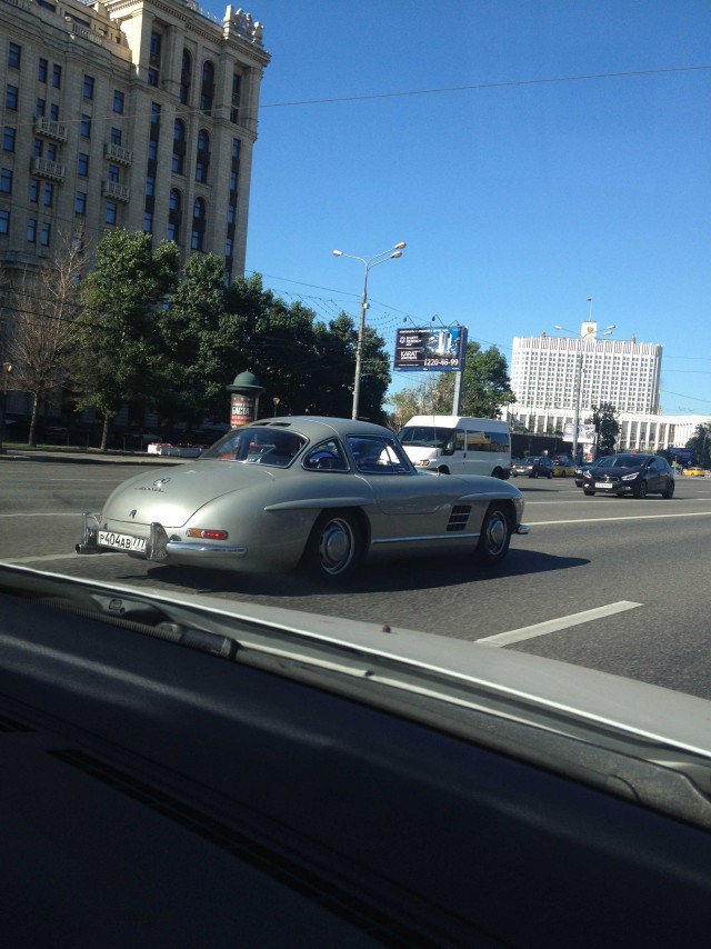 Mercedes-Benz 300SL Gullwing своими руками