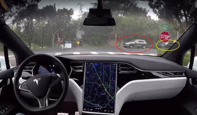Tesla продемонстрировала работу полностью автономного автомобиля под музыку из «Шоу Бенни Хилла»