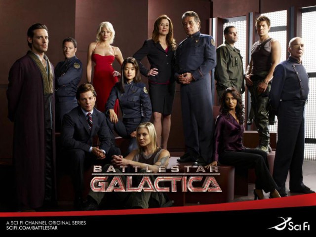 20 легендарных сериалов начала 2000-х, которые стоят того, чтобы посмотреть их сейчас