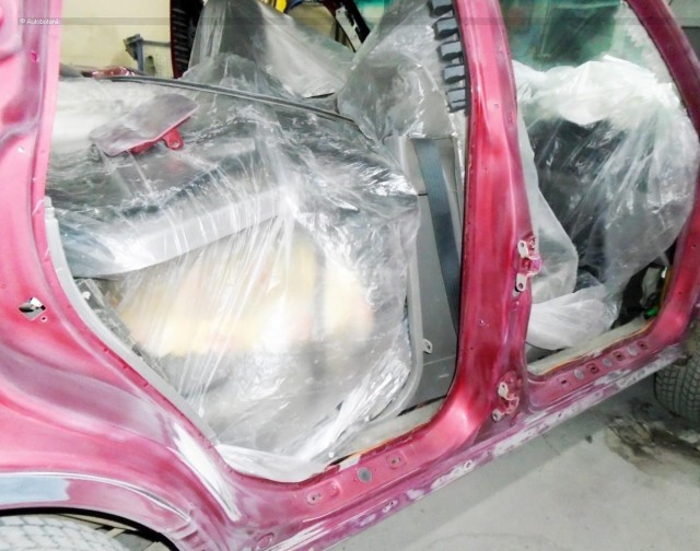 Резали красный "Форестер", чтобы сварить чёрный