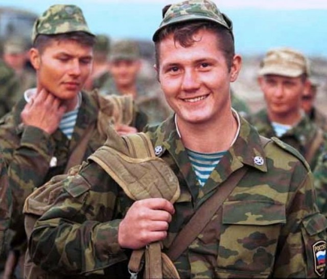 Глазки отдохните для яповчанок, мужчины в форме