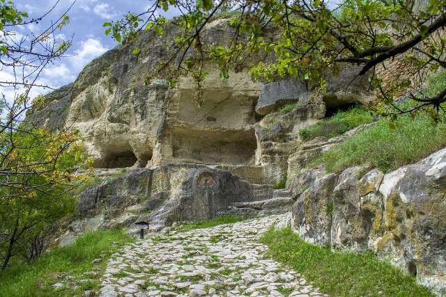 Пещерный город Чуфут-Кале, Крым